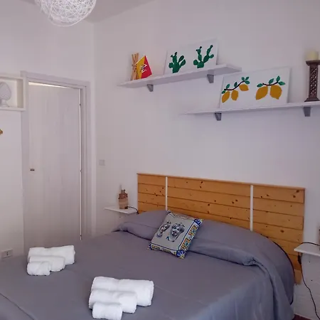Bed & Breakfast Acquaviva Di Vullo Vincenzo Acquaviva Platani Room photo